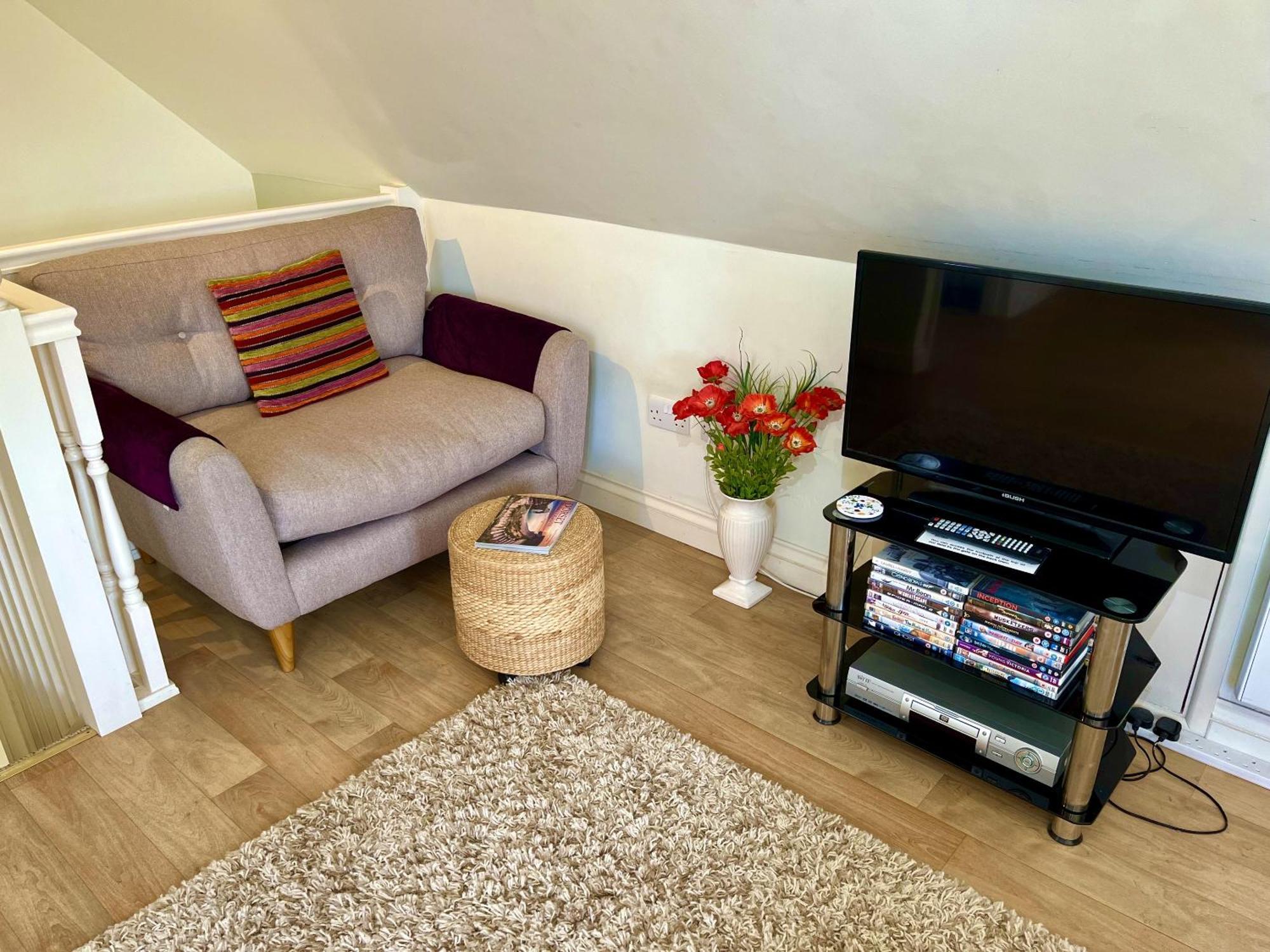 Priors Oak - A Cosy Studio With Countryside Views In Dorset Stalbridge Exteriör bild