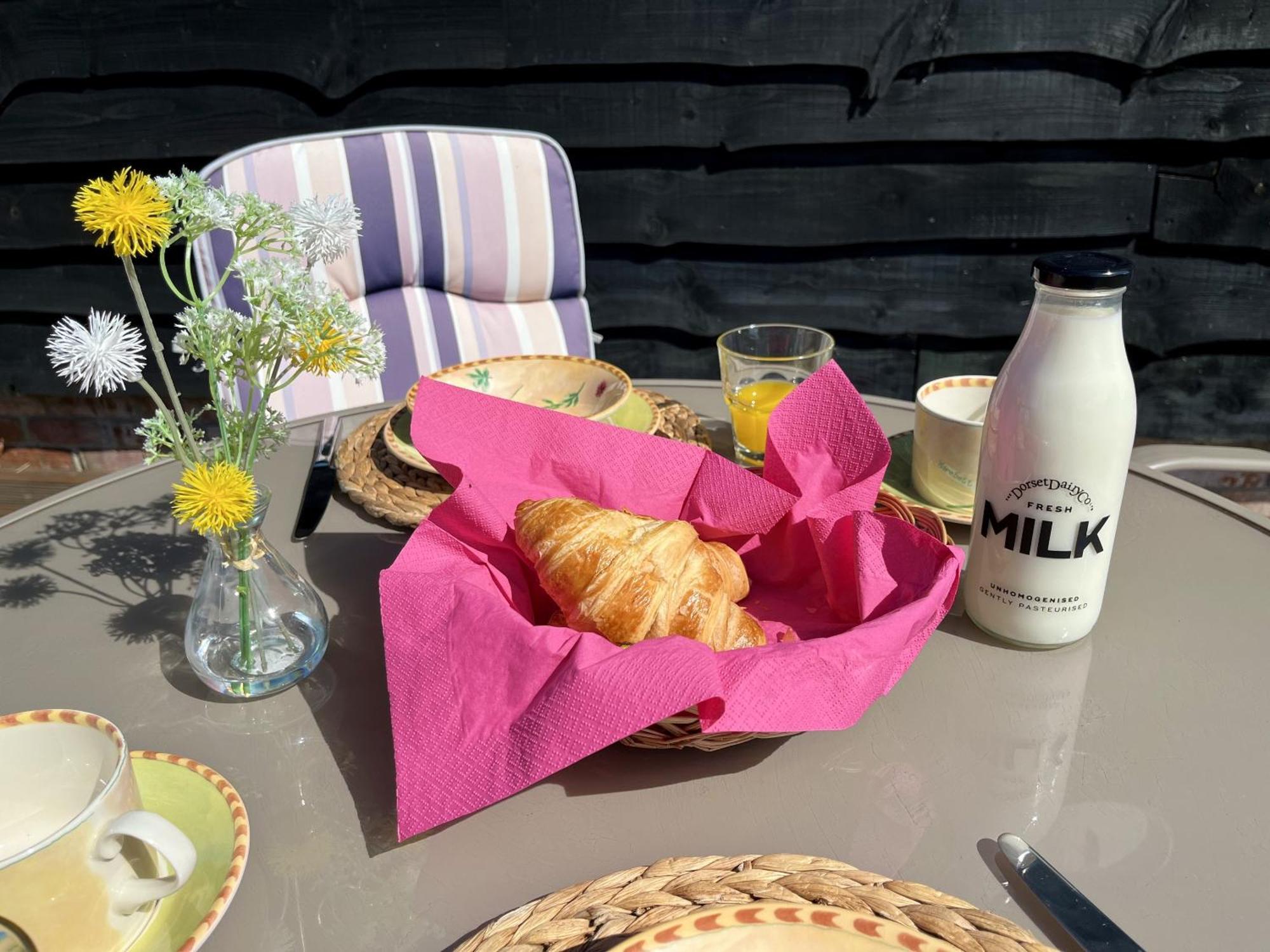 Priors Oak - A Cosy Studio With Countryside Views In Dorset Stalbridge Exteriör bild